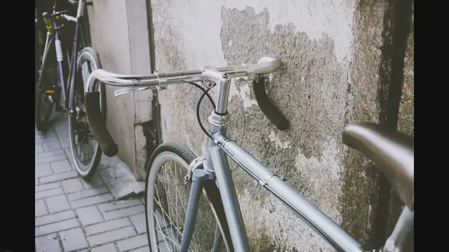 'Video thumbnail for Best Cycling Bikes for Beginners: Top Starter Picks!'