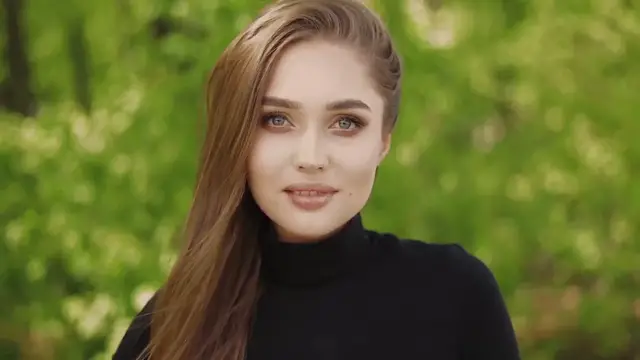 Video thumbnail for Canon EF 70-300 IS II USM: A Lens You’ll Love (or Learn to Love)