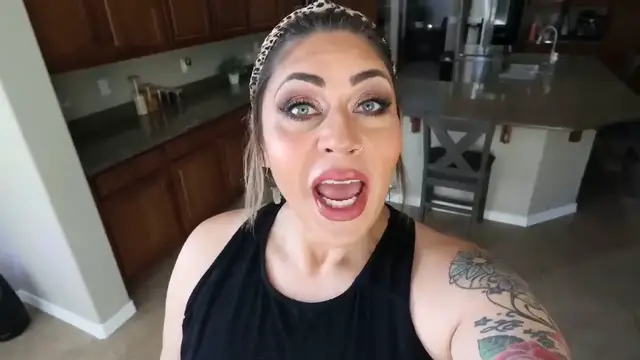 Video thumbnail for WW MEAL PREP FOR WEIGHT LOSS! - 100 POUNDS LOST! - HASH BROWN CASSEROLE - BLACKBERRY LEMON MUFFINS