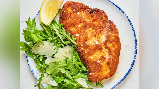Video thumbnail for chicken milanese recipe