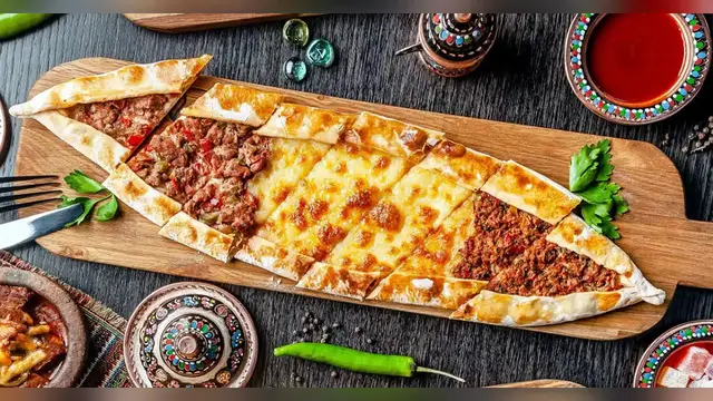 Video thumbnail for pide turkish pizza recipe