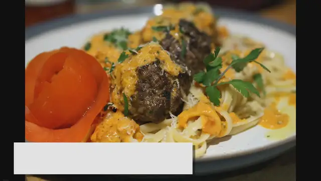 Video thumbnail for Albondigas de queso