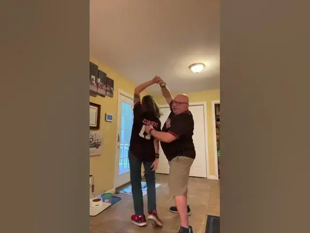 Video thumbnail for Couple's Spider-Man Dance!