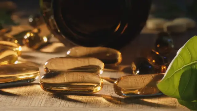 Video thumbnail for 10 Benefits of Taking Fish Oil