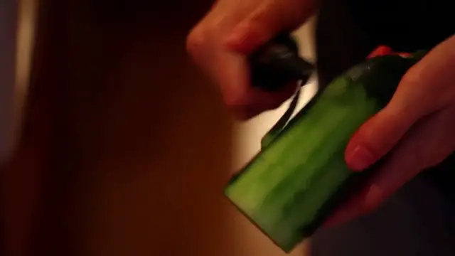 Video thumbnail for Gazpacho – A Refreshing Spanish Delight