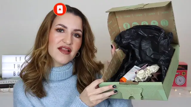 Video thumbnail for Look Fantastic The Box Unboxing I Março 2024