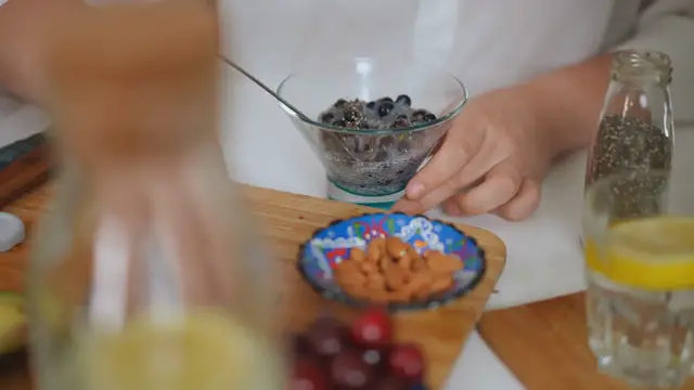 Video thumbnail for Brain Boosters: Foods That Enhance Cognitive Function