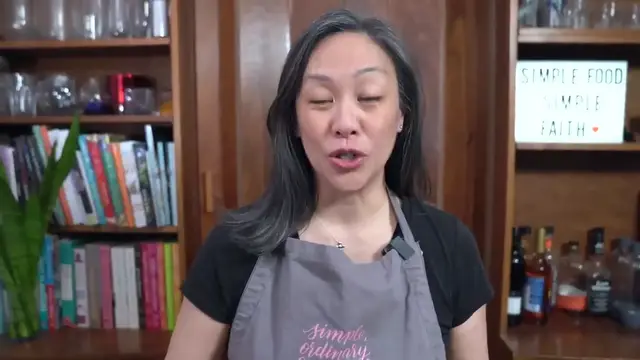 'Video thumbnail for This Black Pepper Beef CRISPY Chow Mein is Super Flavourful_(720P_HD)'
