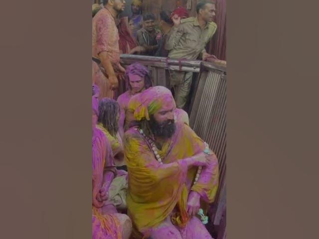 Video thumbnail for प्रेमानंद जी महाराज जी होली खेल रहे बाके बिहारी फूलों में होली #💐💐♥️💐