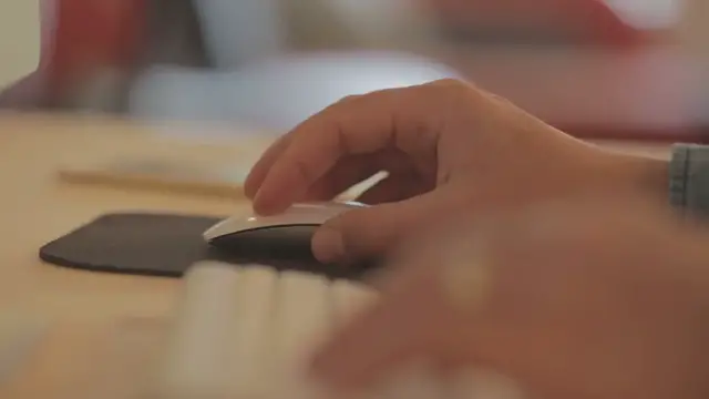 Video thumbnail for Using iCloud Effectively Across Apple Devices