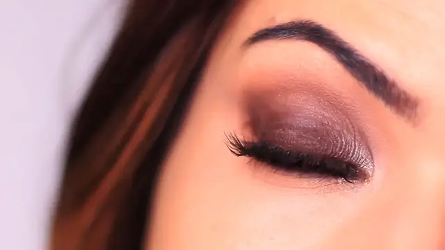 Video thumbnail for Beginners Eye Makeup Tutorial How To Apply Eyeliner & Eyeshadow in THREE WAYS