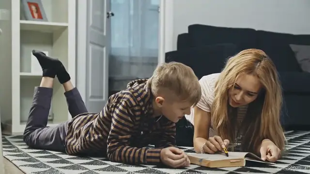 Video thumbnail for Choosing the Right Investment for Long-Term Growth