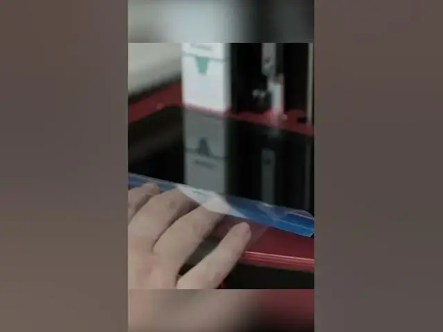 Video thumbnail for How to install a Screen Protector on a 3D Printer