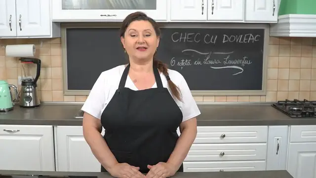 Video thumbnail for Chec cu dovleac copt - perfect copt, pufos și aromat - rețetă video | Laura Laurentiu