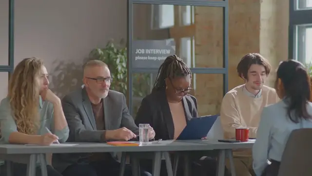 Video thumbnail for Transitioning from U.S. College to the Professional Job Market