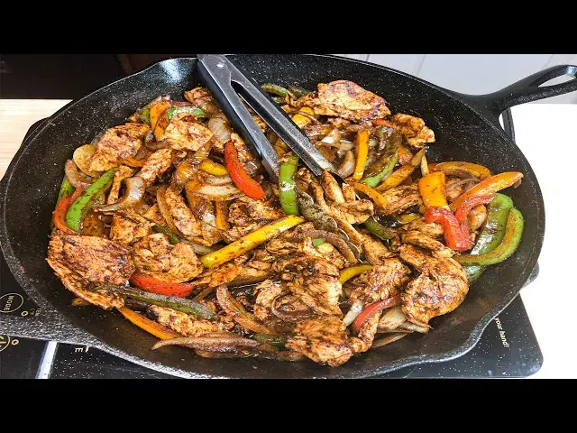 Video thumbnail for EASY SKILLET CHICKEN FAJITA RECIPE MY WAY | COOK WITH ME