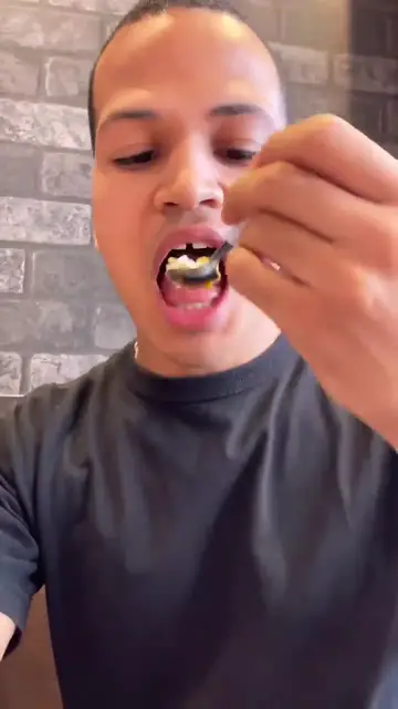 Video thumbnail for Ordering a Kids_ Meal in Japan(720P_60FPS)