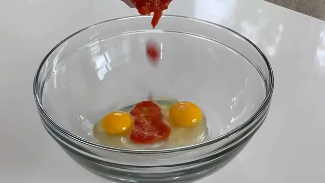 Video thumbnail for High Protein Spaghetti and Chicken Meatballs
