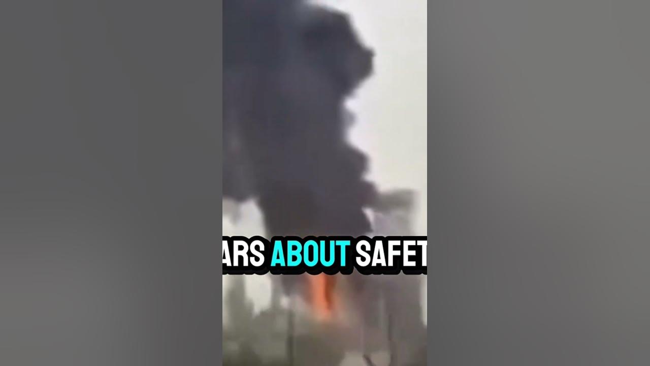 Video thumbnail for A Kuwaiti oil tanker was hit, while UN