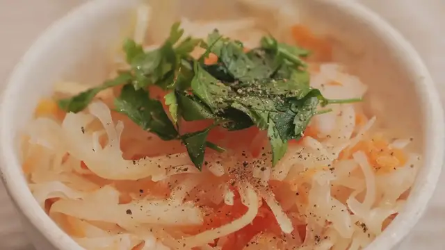 Video thumbnail for The Health Benefits of Fermented Foods