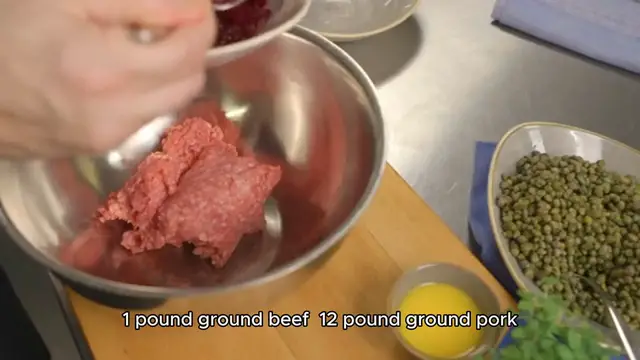 Video thumbnail for swedish meatball recipe