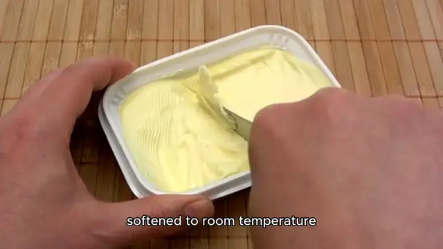 Video thumbnail for butter cream icing recipe