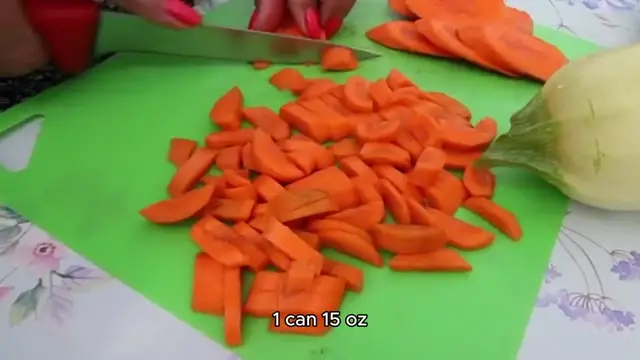 Video thumbnail for minestrone recipe