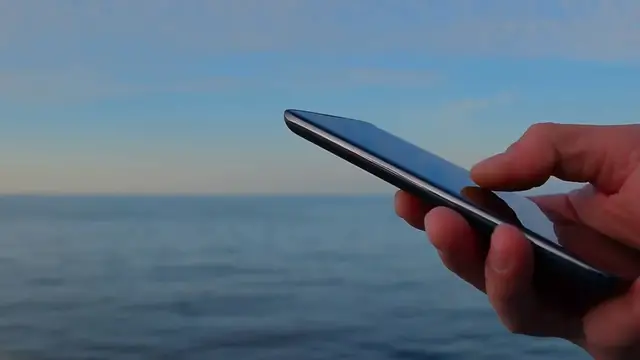 Video thumbnail for SAMSUNG Galaxy A5 (2017) – The Mid-Range Marvel You Forgot About