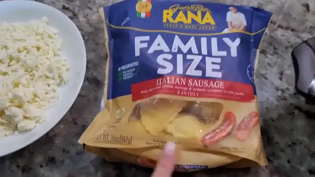 'Video thumbnail for Frozen ravioli makes the easiest pasta bakes _ 3 Ravioli Bakes EASY_(720P_HD)'