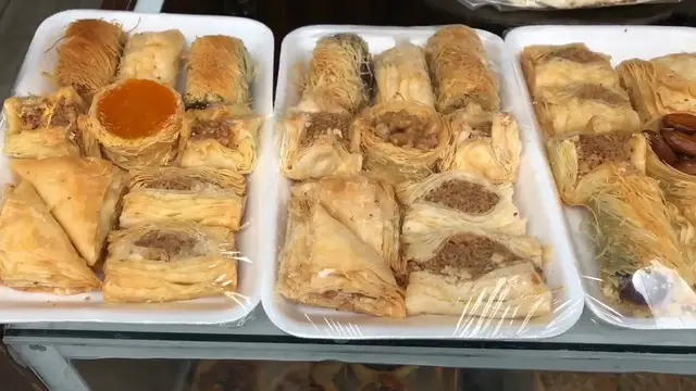 Video thumbnail for Traditional Persian Halva Recipe