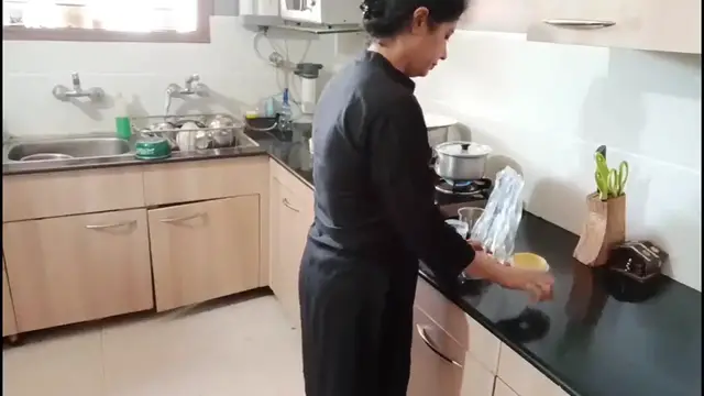 Video thumbnail for 8 Tips To Always Keep Your Home Clean
