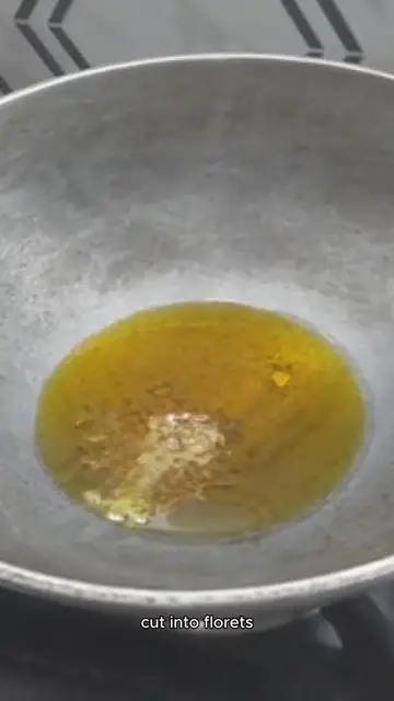 Video thumbnail for cauliflower soup recipe