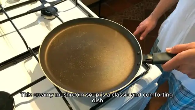 Video thumbnail for champignon soup recipe