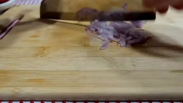 'Video thumbnail for How to Make Fresh Spring Rolls   2 Dipping Sauces_(720P_HD)'