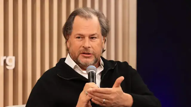 'Video thumbnail for Salesforce CEO: Companies should focus on stakeholder value, not shareholder value - Fortune Global Forum'