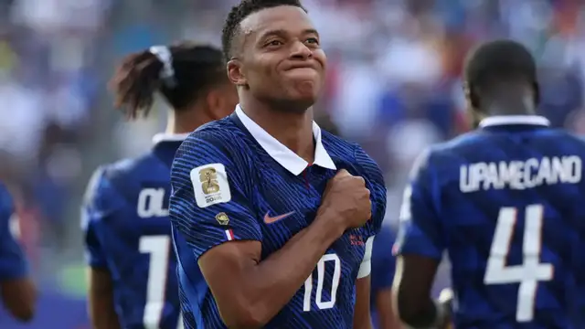 Video thumbnail for 'Kylian, forgive us': How the World Cup turned Mbappé's reputation around