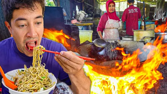 'Video thumbnail for Indonesian STREET FOOD in Pekanbaru  FIRE & FLAMES in East Sumatra!'