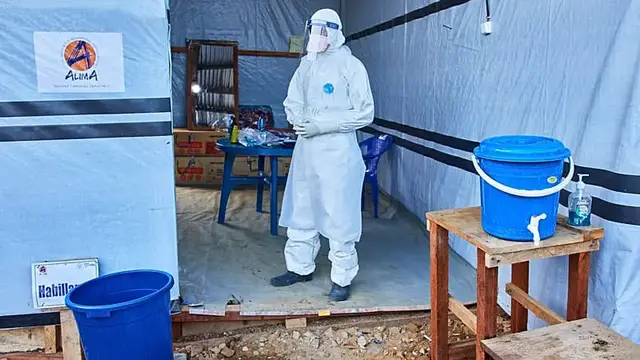 Video thumbnail for Second Ebola treatment centre opens in North Kivu