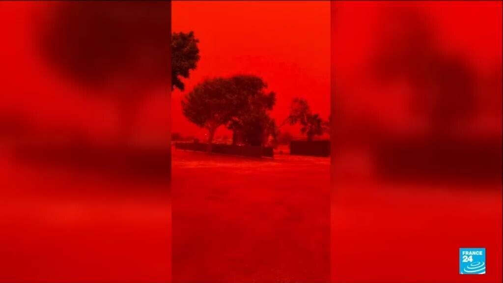 Video thumbnail for Dramatic red skies in Australia due to cyclone and soil drought
