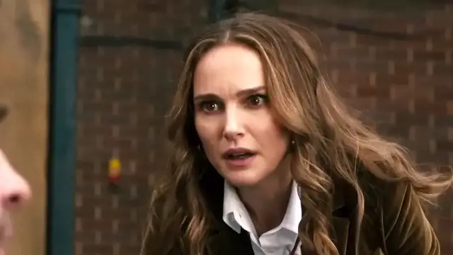 Video thumbnail for Fountain Of Youth: London Car Chase