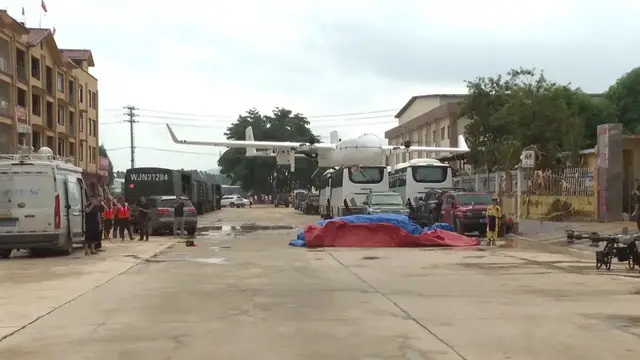 Video thumbnail for China: Drones aid flood rescue operations in south China's Guangxi.
