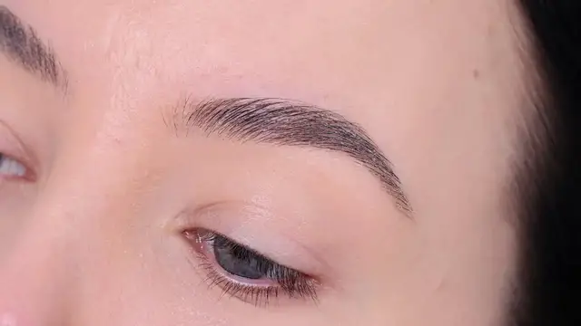 'Video thumbnail for Fluffy Eyebrows Tutorial | Trying the new Benefit Fluff Up Brow Wax'