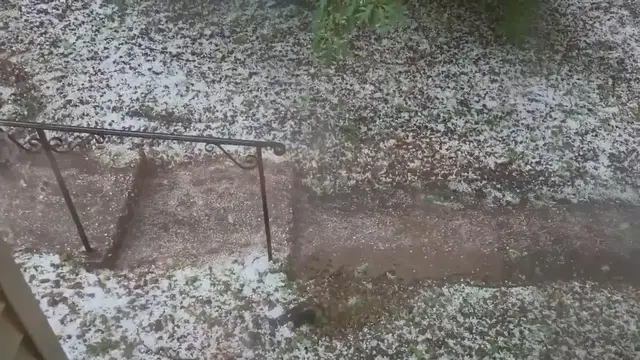 Video thumbnail for US: Severe Hail Pounds Twin Cities as Thunderstorms Roll Across Minnesota.