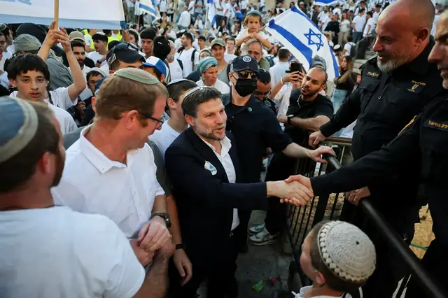 Video thumbnail for Smotrich says Israel taking control of Hebron