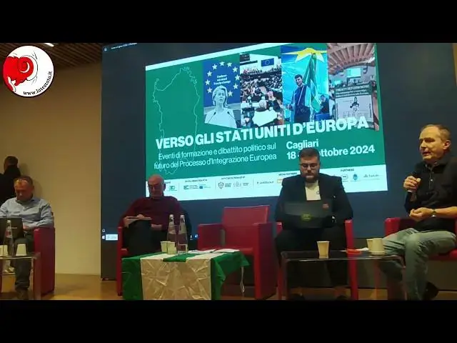 Video thumbnail for Un membro del pubblico ravvisa il nucleo federale come elemento indispensabile, pur senza nominarlo.