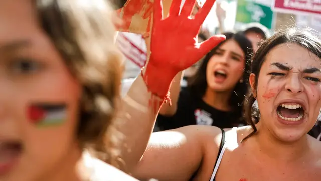 'Video thumbnail for Barcelona demonstration: Pro-Palestine protesters demand action against Israel'