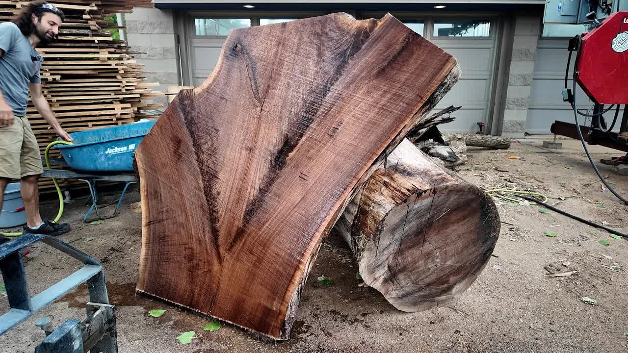 Video thumbnail for matthew cremona: sawing giant walnut crotches for stunning wood grain patterns