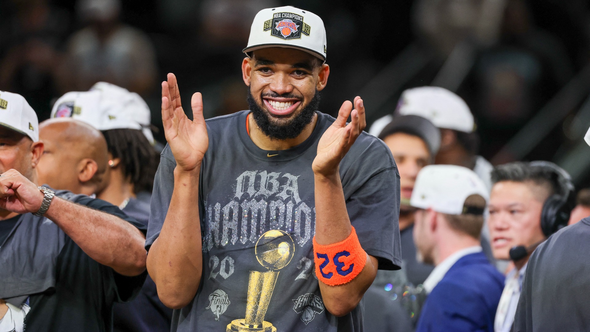 Video thumbnail for Carton Brags on His Correct NBA Finals Series Prediction