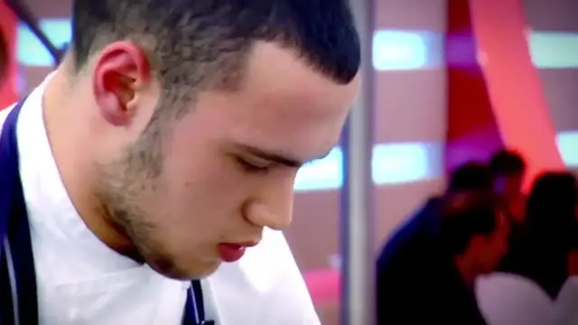 Video thumbnail for Gordon Ramsay Shows How To Cook  And Plate Scallops ¦ The F Word (720p 25fps)