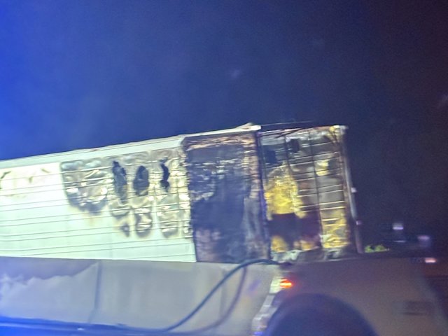 Video thumbnail for Overturned truck, vehicle fire snarls Turnpike traffic